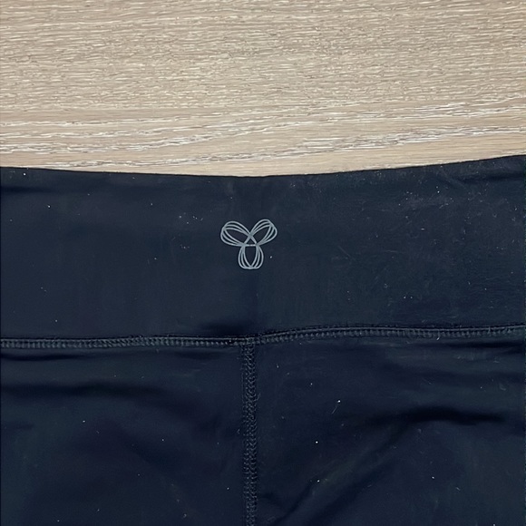 Aritzia TNA Mesh Leggings - Picture 5 of 5